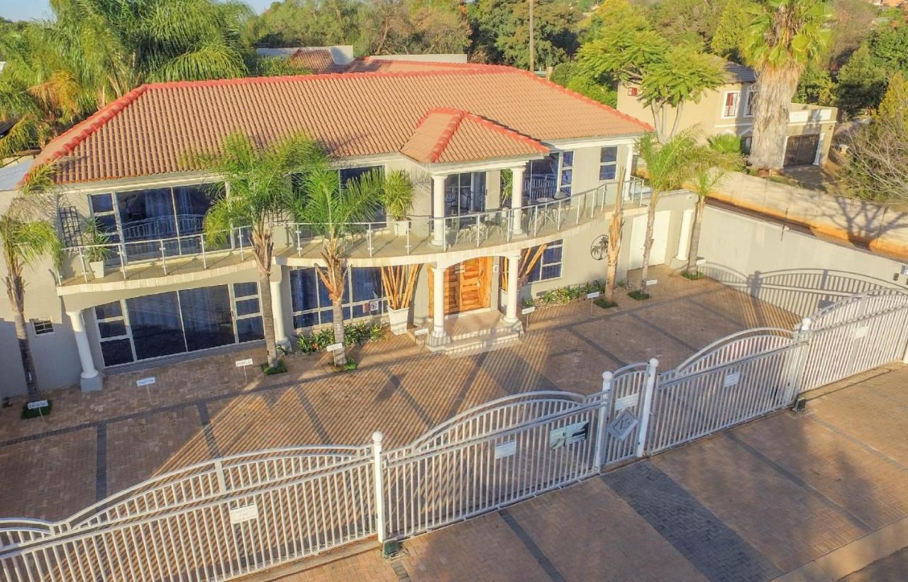Club Cocomo Hartbeespoort Exteriér fotografie