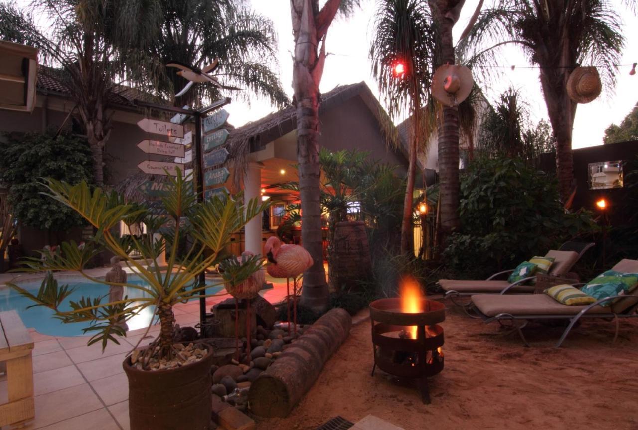 Club Cocomo Hartbeespoort Exteriér fotografie