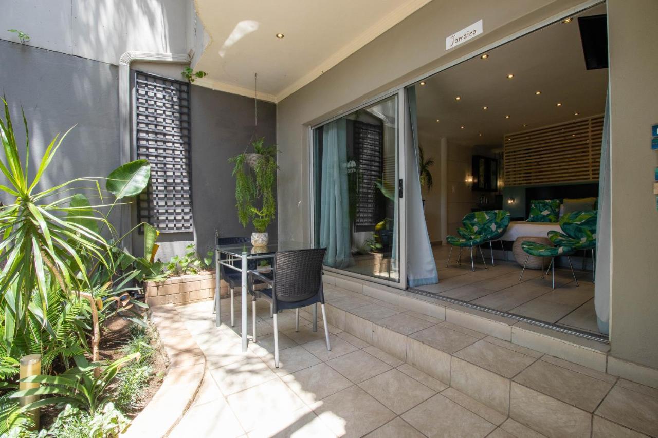 Club Cocomo Hartbeespoort Exteriér fotografie